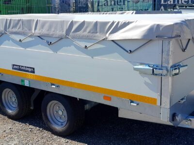 Eduard Hochlader 311x160 2000kg mit Aufsatzbordwände fix und Flachplane