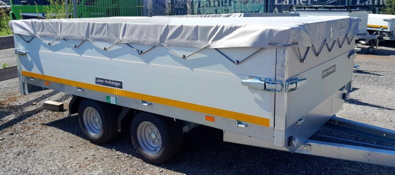 Eduard Hochlader 311x160 2000kg mit Aufsatzbordwände fix und Flachplane