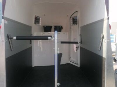 Humbaur Pferdeanhänger Pegasus2400 Laner Anhänger