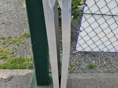 Neuwertige Motorradschiene klappbar (5)