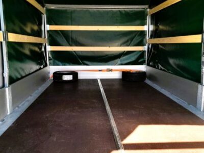 Eduard Hochlader 506x220cm mit Planenaufbau Laner Anhänger