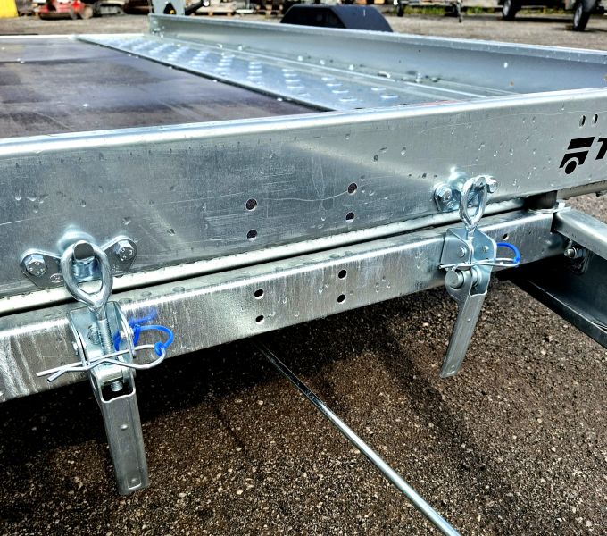 Temared Car Flat 3518 1500 kg Laner Anhänger