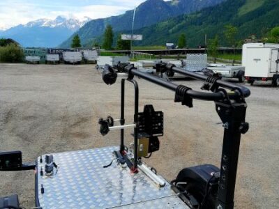 Neuwertiger Lorries MT-1 mit Dreiradbefestigungssystem Laner Anhänger