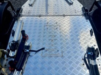 Neuwertiger Lorries MT-1 mit Fahrradschienen Laner Anhänger