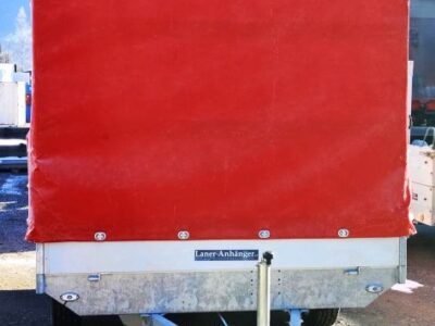 Eduard HL 311 x 200 - 2700kg mit beschriftetem Planenaufbau Laner Anhänger