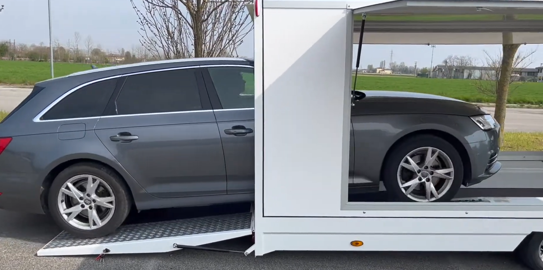 Turatello Motorsport Serie Laner Anhänger