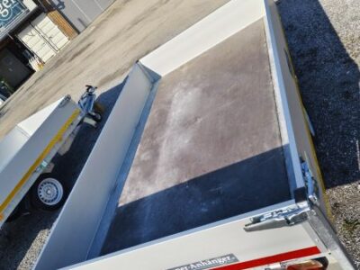 Eduard Hochlader 256x150cm 750 kg Laner Anhänger